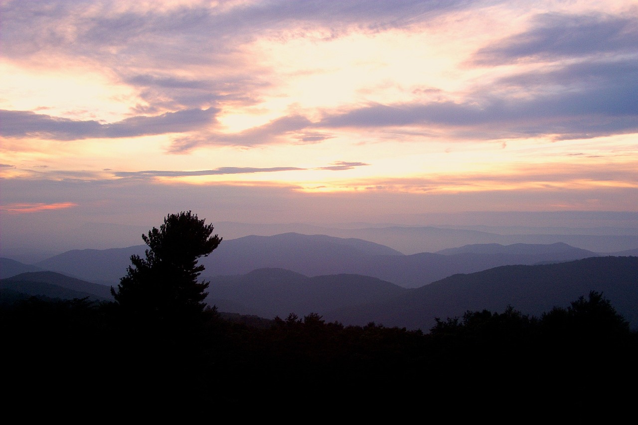 The Ultimate Guide to Backpacking in the Blue Ridge Mountains